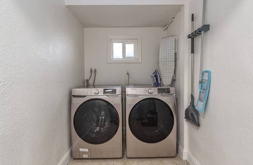 Livermore House | This house is a 2 bedroom(s), 1 bathrooms, located in Livermore, CA.