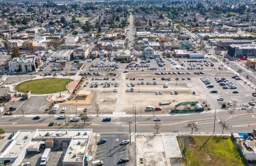 Livermore House | This house is a 2 bedroom(s), 1 bathrooms, located in Livermore, CA.