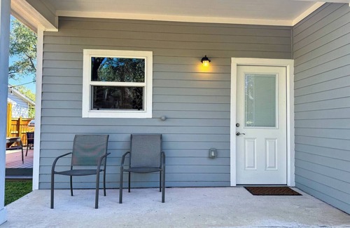Rockport House | This house is a 2 bedroom(s), 2 bathrooms, located in Rockport, TX.