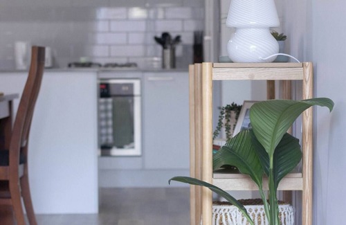 Eureka House | This house is a 2 bedroom(s), 1 bathrooms, located in Eureka, VIC.