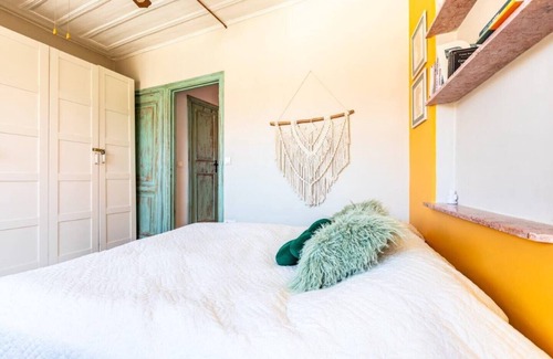 Balat House | This house is a 2 bedroom(s), 2 bathrooms, located in Fatih, İstanbul.