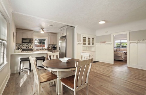 Lodi House | This house is a 2 bedroom(s), 2 bathrooms, located in Lodi, CA.