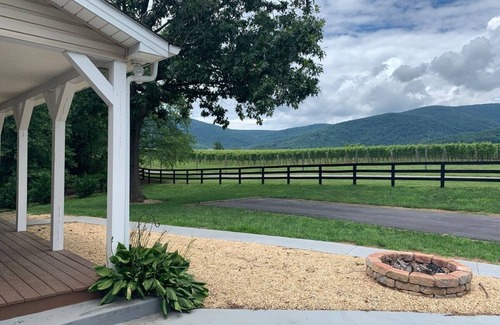 Batesville House | This house is a 3 bedroom(s), 2.5 bathrooms, located in Crozet, VA.