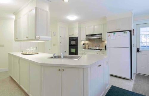 Manchester House | This house is a 4 bedroom(s), 2.5 bathrooms, located in Manchester, VT.