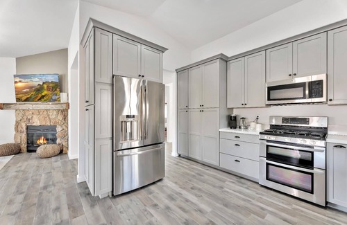Bermuda Dunes House | This house is a 4 bedroom(s), 2 bathrooms, located in Bermuda Dunes, CA.
