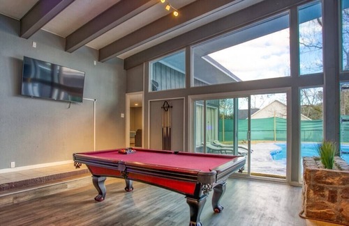 Barnesville House | This house is a 5 bedroom(s), 2.5 bathrooms, located in Barnesville, GA.