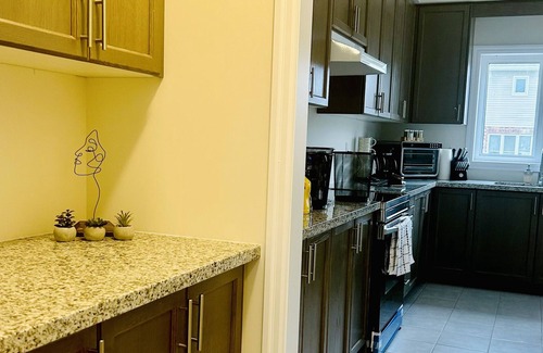 Stayner House | This house is a 5 bedroom(s), 4 bathrooms, located in Stayner, Ontario.