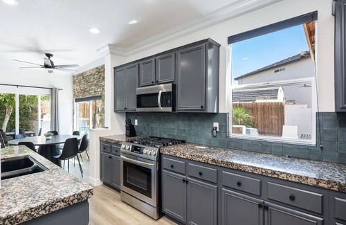 Coachella House | This house is a 6 bedroom(s), 3 bathrooms, located in Coachella, CA.