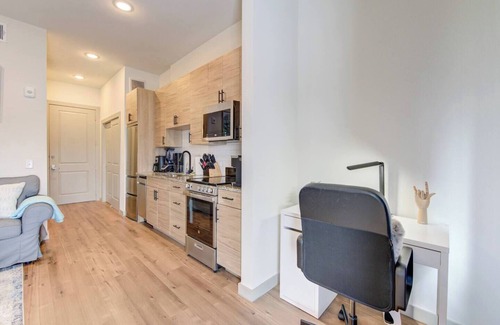 Washington Ave./ Memorial Park Apartment | This inviting living space is the perfect spot to relax and unwind