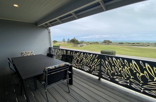 Jurien Bay Villa | This is a beach front townhouse