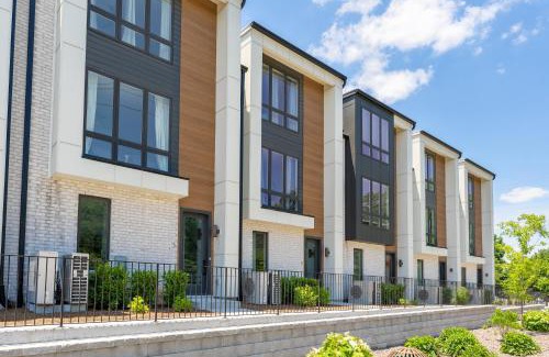 Hermitage House | This is a duplicate listing