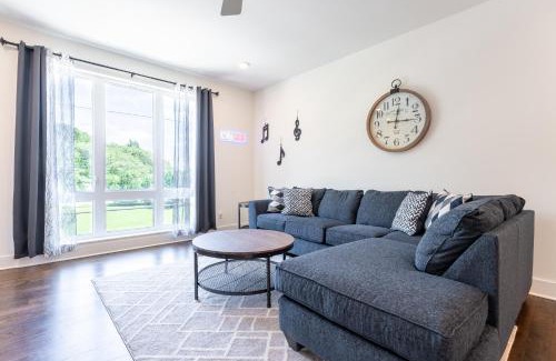 Hermitage House | This is a duplicate listing