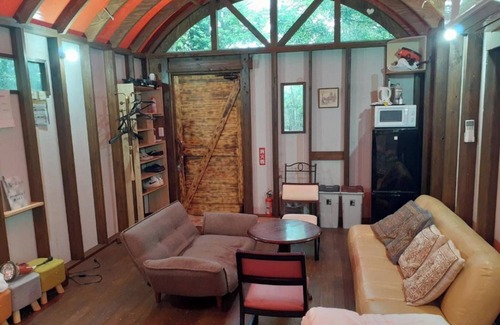 Toba House | This is a private cottage located in the scenic Ku/Toba Mie