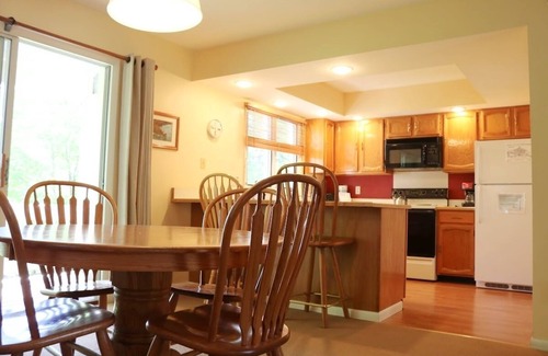 Chautauqua Condo | This is a timeshare condominium complex located on the northern end of Chautauqua Institution at 20 Elm Lane