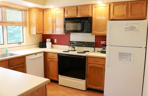 Chautauqua Condo | This is a timeshare condominium complex located on the northern end of Chautauqua Institution at 20 Elm Lane