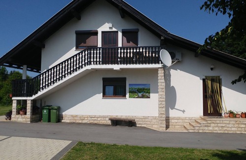 Smoljanac House | This is new 4* apartament ,placed near beautiful nacional park Plitvice