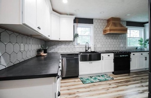 Lebanon House | This is your place!