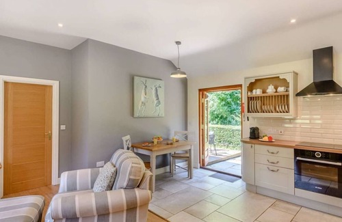 Kilcot Ski Chalet | This lodge is ideal for a couple a looking to take a short break away.