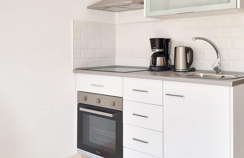 Carib Playa Apartment | This lovely vacation duplex with terrace is located in the residential complex Prima Vista in Las Ch