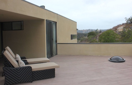 Carmel Valley House | This modern home is a bike ride away from the beach on a private street.
