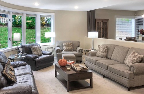 Wausau House | This Modernistic 2 story Art Deco style home is in the heart of Wausau