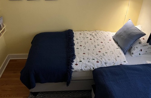 Halifax Cottage | This peaceful urban cottage is welcoming you!