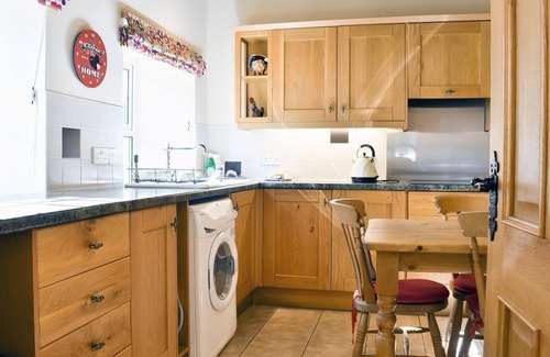 Askrigg Cottage | This quaint character dales cottage provides the ideal base for exploring Wensleydale.