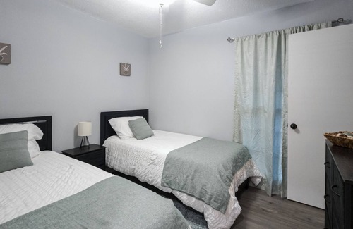 Opelika House | This recently remodeled property is perfect for game days or just a visit!