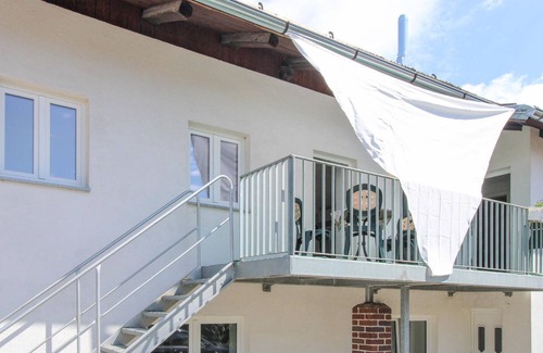 Degerndorf Apartment | This spacious and bright vacation apartment welcomes you near the Starnberg Lake.