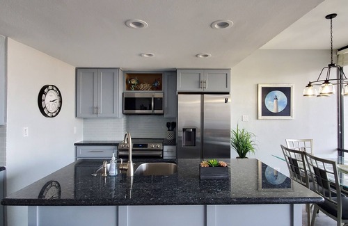 South Padre Island Condo | This Spacious Condo has views to the Gulf and Bay from this multilevel Condo!