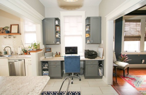 Broadmoor House | THIS STUNNING AND SPACIOUS UPTOWN OASIS HAS A POOL AND HOT TUB!