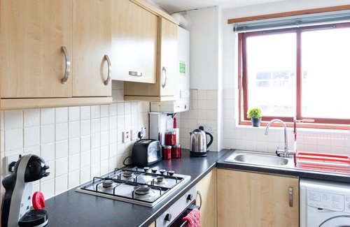 Dunfermline Apartment | This stunning apartment is located in the heart of Dunfermline Town
