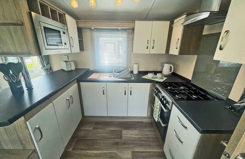 Witton-le-Wear House | This stunning holiday home with a double bedroom and en suite W.