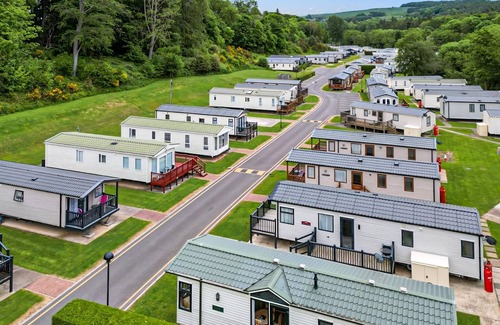 Guisborough House | This stunning holiday home with a double bedroom and en suite W.