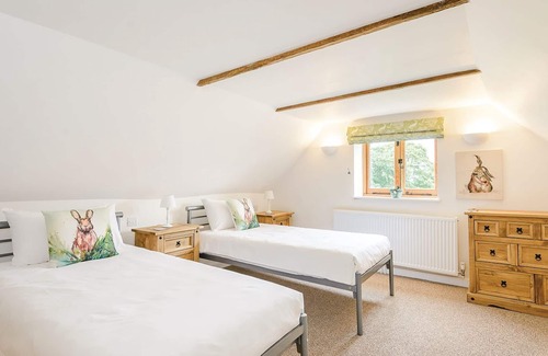 Wisbech Cottage | This superb, barn conversion is a perfect getaway for families and couples.
