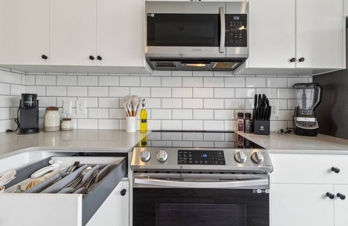 Southwest Edmonton House | This townhouse is a 3 bedroom(s), 2.5 bathrooms, located in Edmonton, AB.