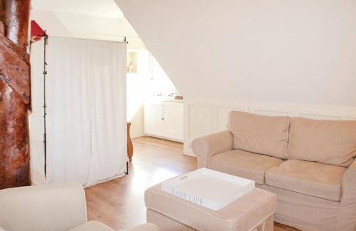 Wieringerwaard Apartment | This vacation apartment is located in a farmhouse on the second floor.