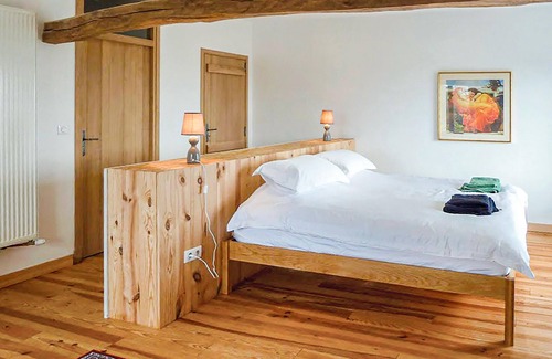 Castetbon House | This vacation home in the quiet village of Castetbon 15 km south of Orthez will spoil you with a won