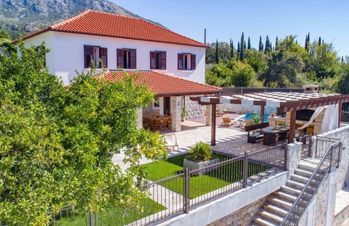 Zastolje Villa | This villa is perfect place for family vacation.