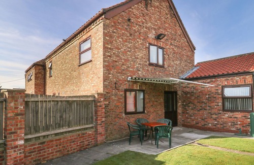 Barlby Cottage | THISTLE, pet friendly, with a garden in Barlby