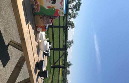 Rathnamagh House | THISTLEDOWN - Ballina - Crossmolina - County Mayo - Sleeps 8 - Sister property to Inglewood