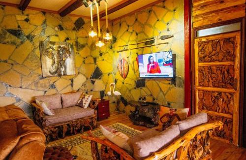 Nakuru County Villa | Thitu Log House