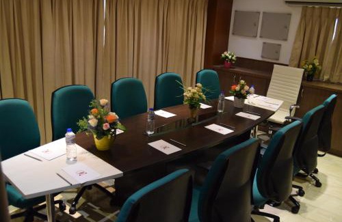 Pallavaram Hotel | Thiviyam Airport Hotel