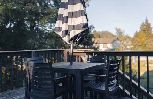 Holland House | THND is a safe, comfortable, and satisfying rental that feels "just like home".