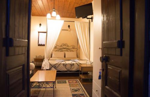 Ano Doliana House | Tholos