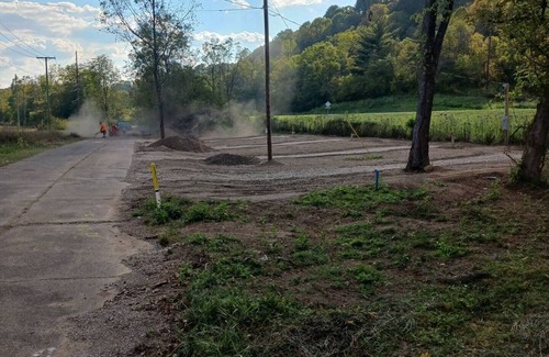West Columbia RV Rental | Thomas Fork Campground Shank 1, 30/50 Amp, water.n