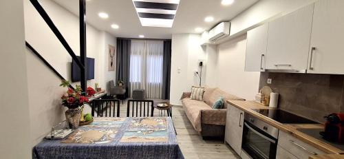 Ioannina Town Centre Apartment | THOMAS LUXURY APARTMENT in the historical center of Ioannina