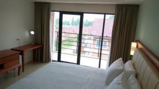 Medan Hotel | Thong's Inn Hotel Kualanamu
