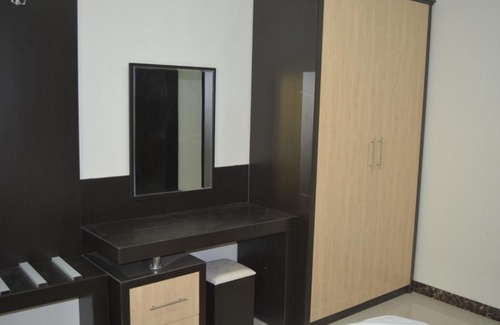 Sharurah Apartment | THORA ALAMJAD FURNISHED APARTMENTS (ذرى الامجاد للوحدات السكنية المفروشة (الراحة بلازا سابقا
