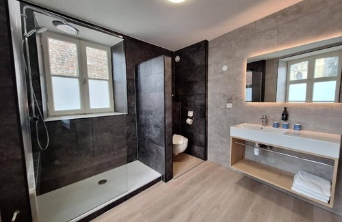 Thorn Hotel | Thorn Village Retreat – Stay in a Peaceful, Charming Dutch Town Near Shops